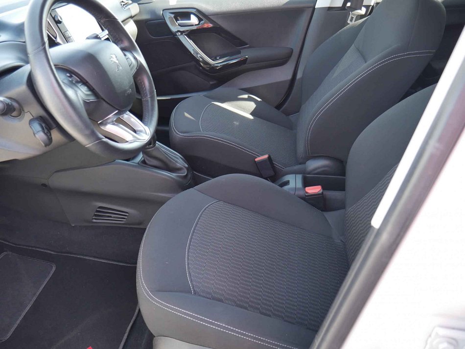 Peugeot 208 1.2 PT Active