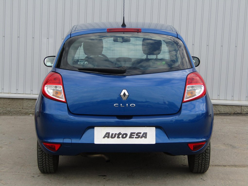 Renault Clio 1.2 i 