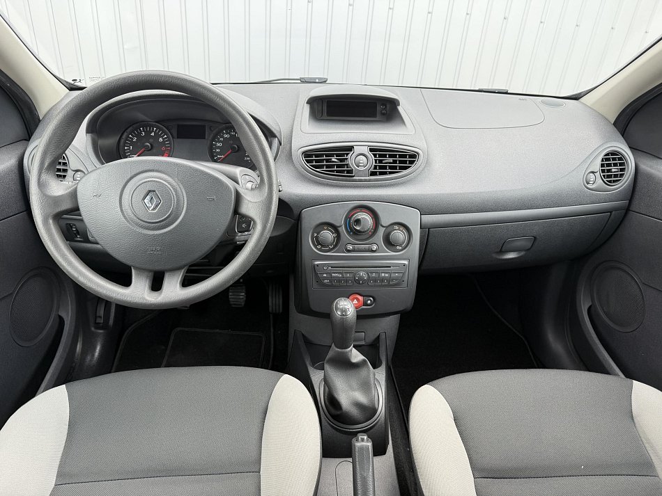 Renault Clio 1.2 i 