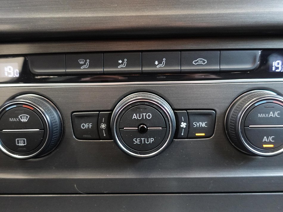 Volkswagen Golf 1.6TDi 