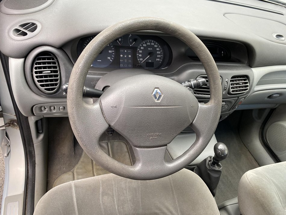 Renault Scénic 1.9dCi  Megane Scenic