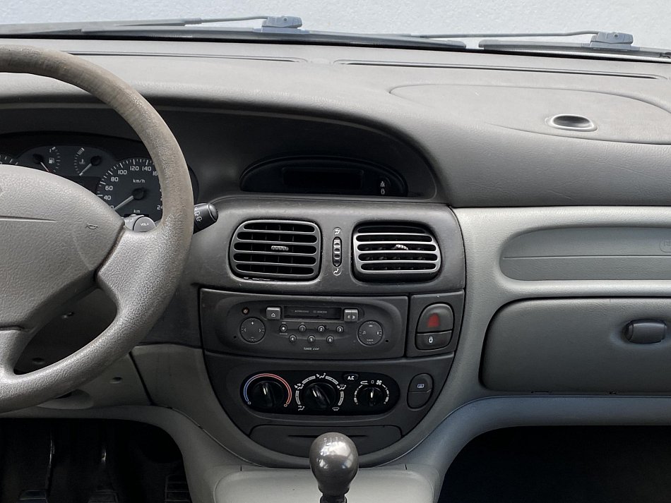 Renault Scénic 1.9dCi  Megane Scenic
