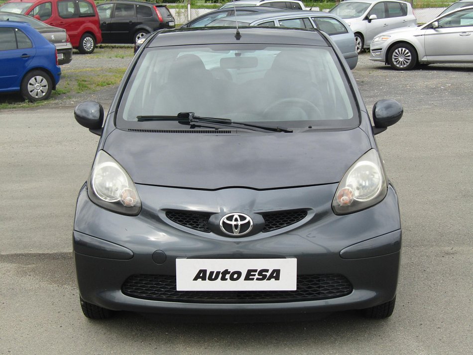 Toyota Aygo 1.0i 