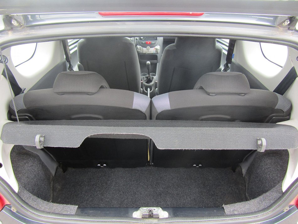 Toyota Aygo 1.0i 
