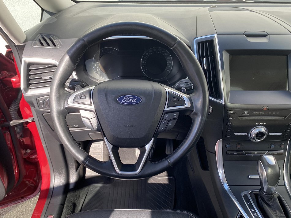 Ford Galaxy 2.0 TDCi Titanium AWD 7míst