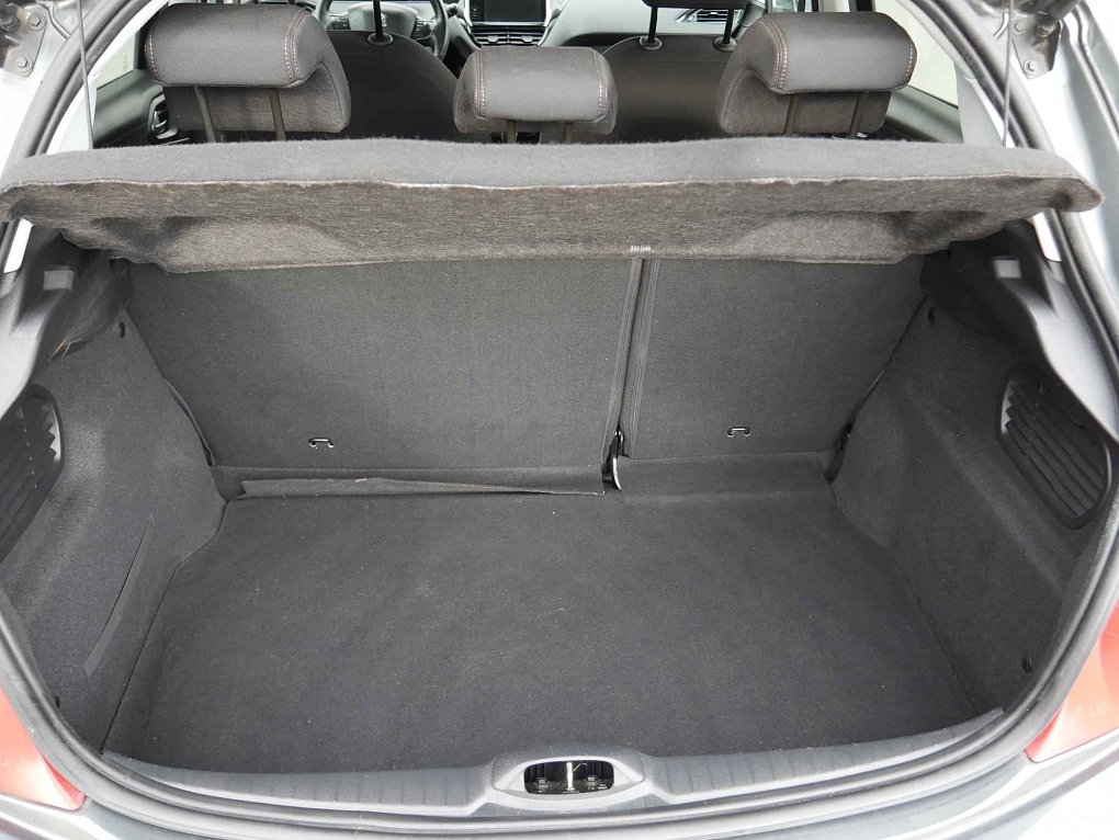 Peugeot 208 1.2 VTi 