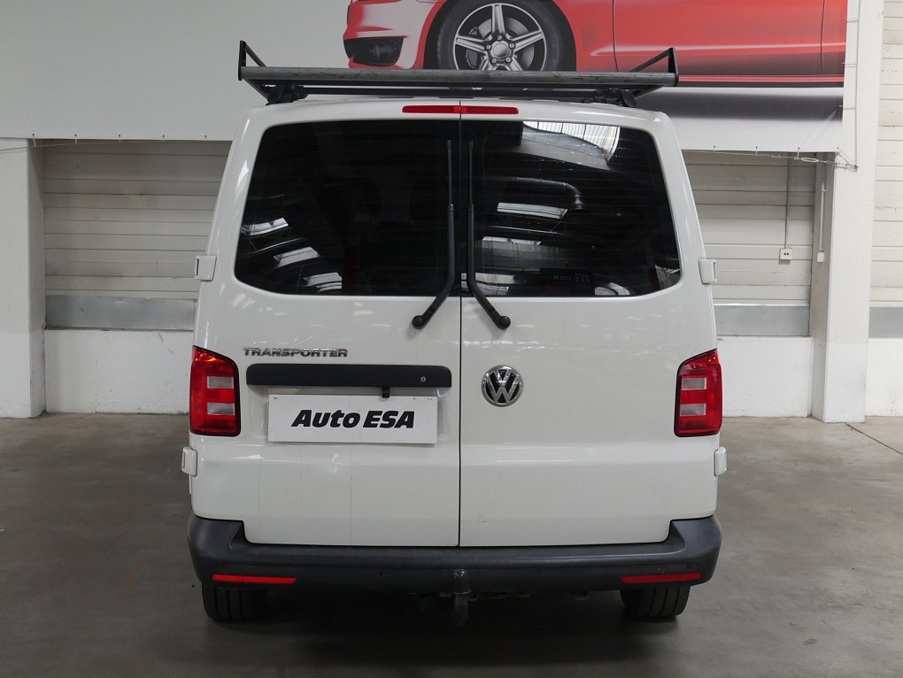 Volkswagen Transporter 2.0TDi  L2 9míst