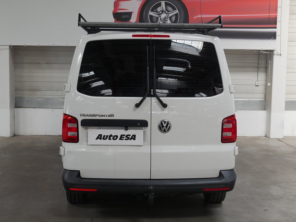 Volkswagen Transporter 2.0TDi  L2 9míst