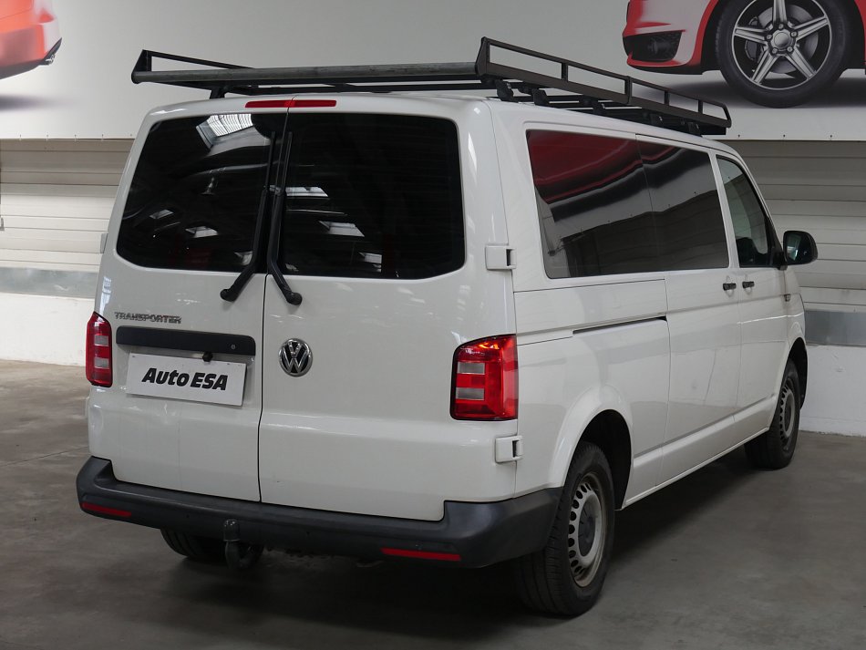 Volkswagen Transporter 2.0TDi  L2 9míst
