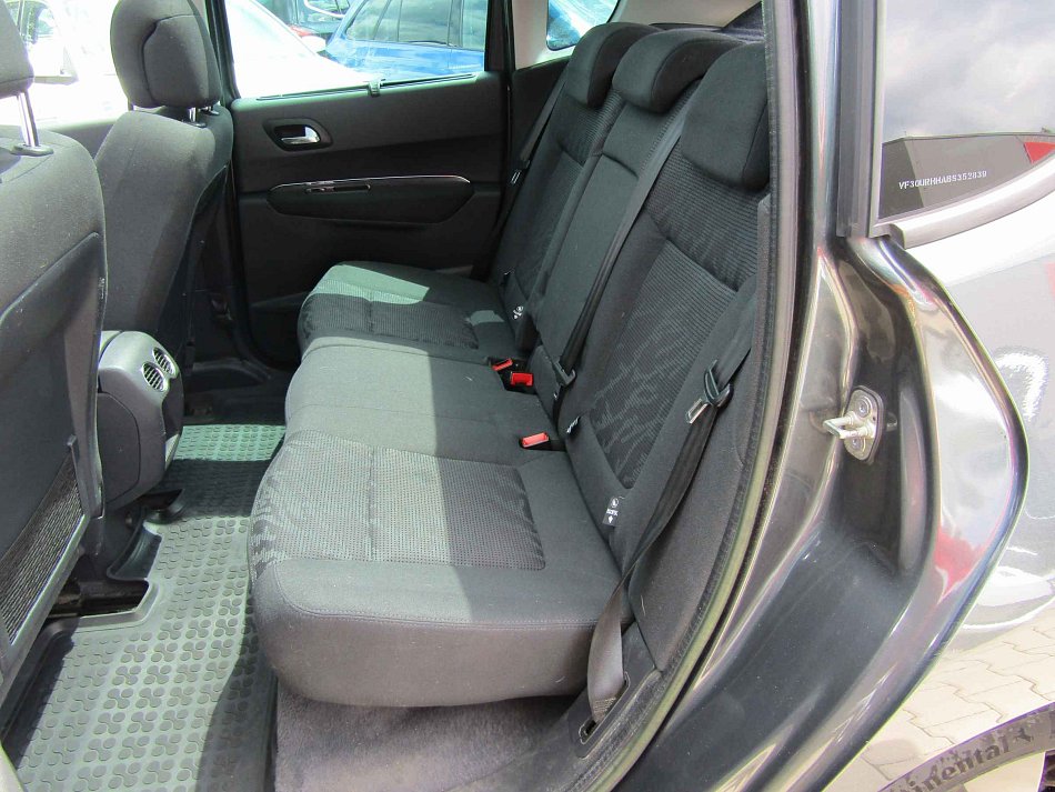 Peugeot 3008 2.0HDI 