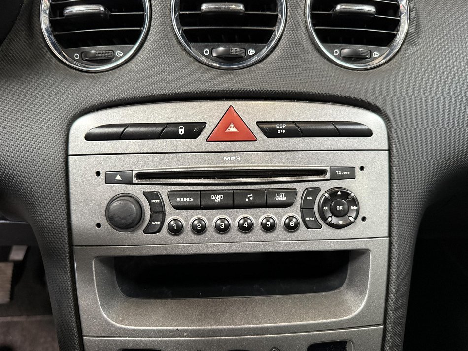 Peugeot 308 1.6 VTi 