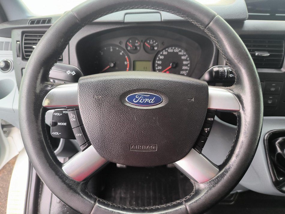 Ford Transit 2.2TDCi Trend 6míst