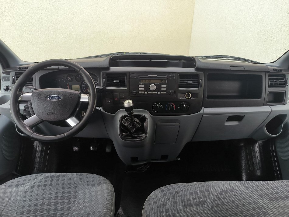Ford Transit 2.2TDCi Trend 6míst