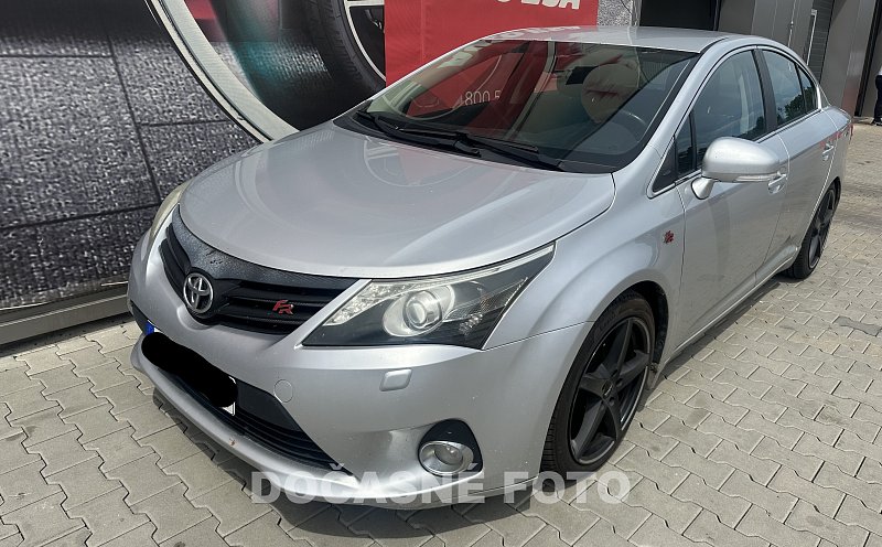 Toyota Avensis 2.2D 