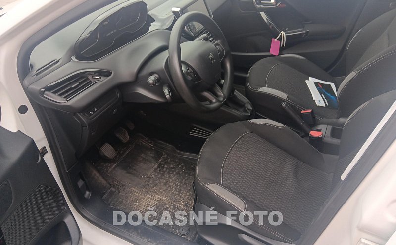 Peugeot 208 1.6HDI 