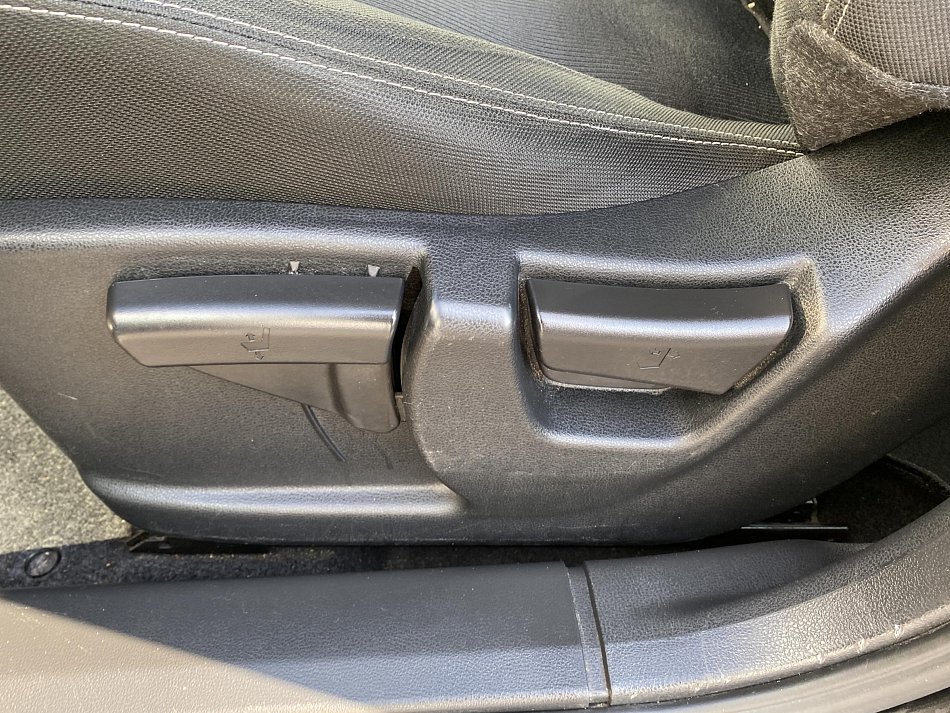 Nissan Qashqai 1.6i Connect