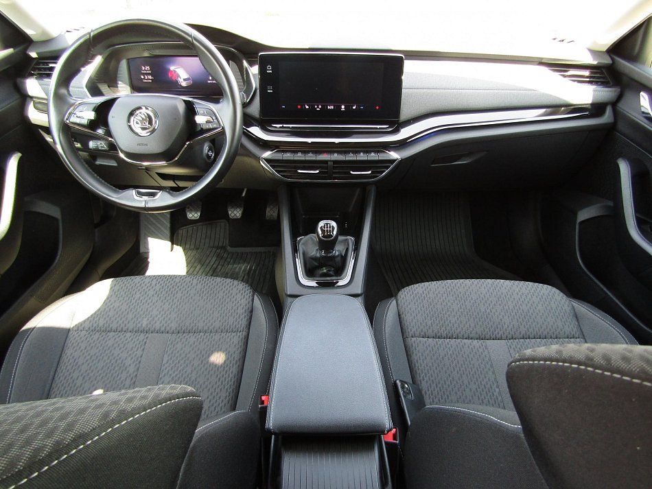 Škoda Octavia IV 1.5 TSi Style