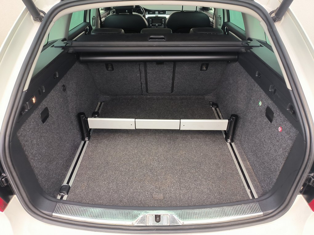 Škoda Superb II 2.0 TDi Elegance