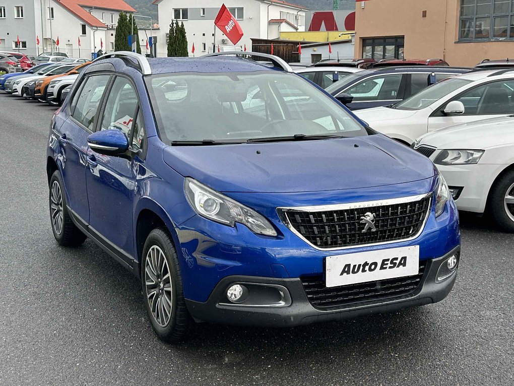 Peugeot 2008 1.2PT 