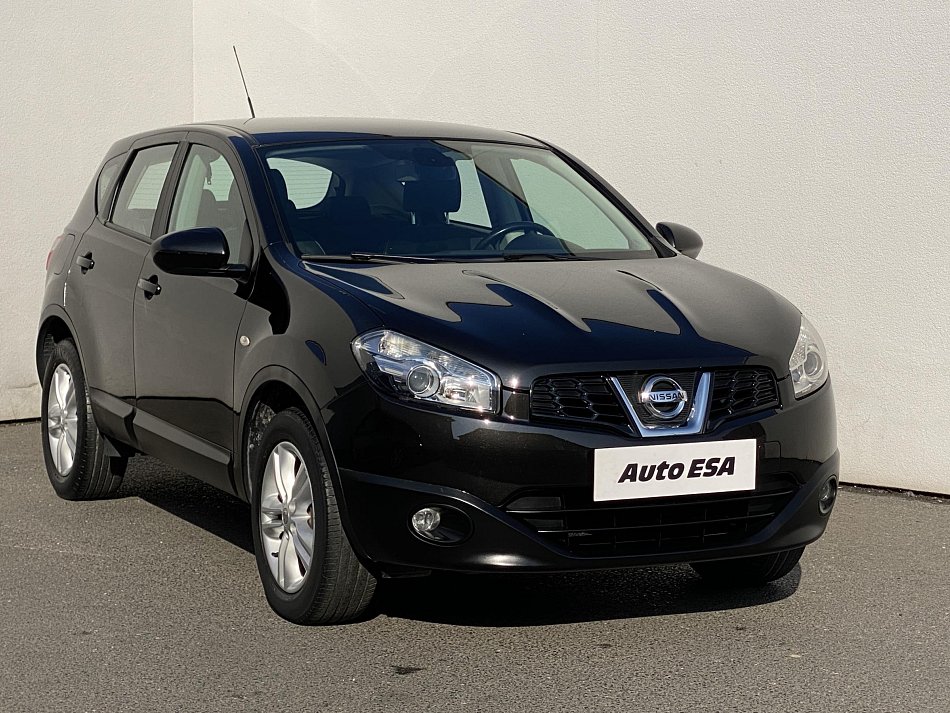 Nissan Qashqai 1.6i Connect