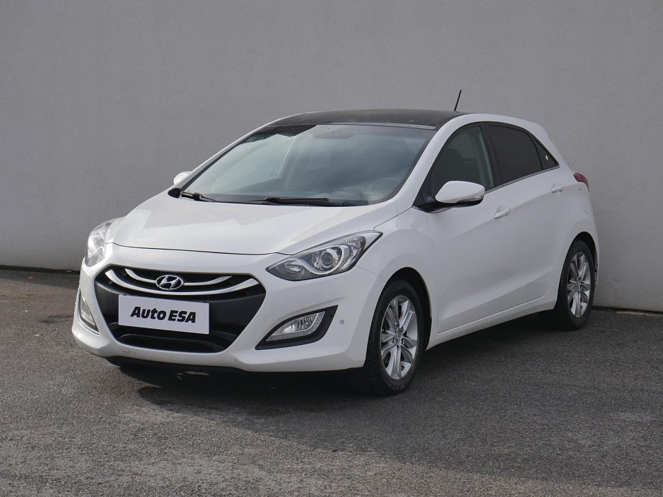 Hyundai I30 1.6 i Trikolor