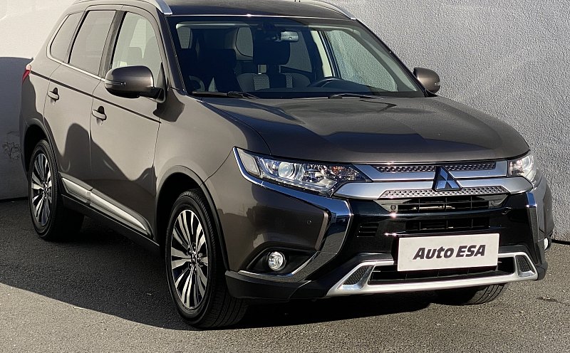 Mitsubishi Outlander 2.0MiVEC 