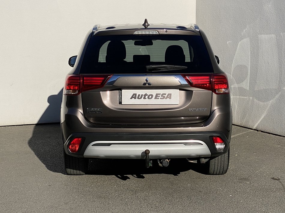 Mitsubishi Outlander 2.0MiVEC 