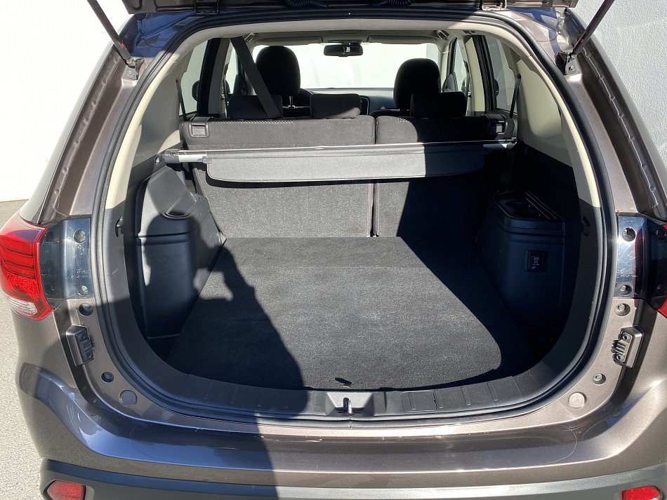 Mitsubishi Outlander 2.0MiVEC 