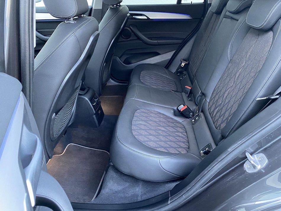 BMW X1 2.0d X-Line sDrive18d