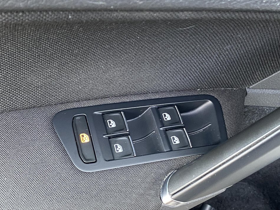 Volkswagen Golf 2.0 TDi GTD