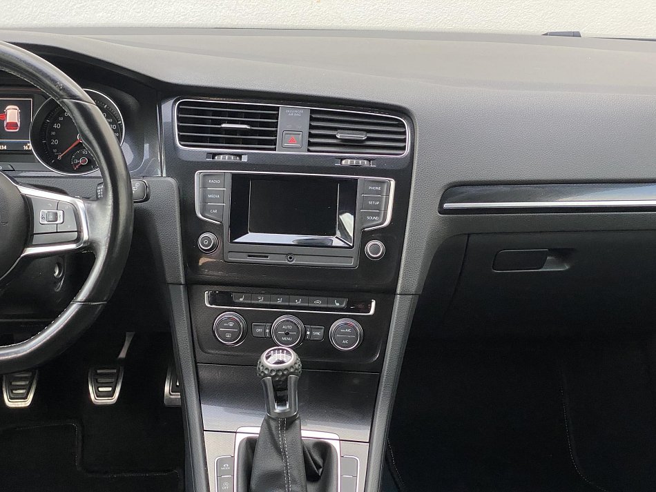 Volkswagen Golf 2.0 TDi GTD