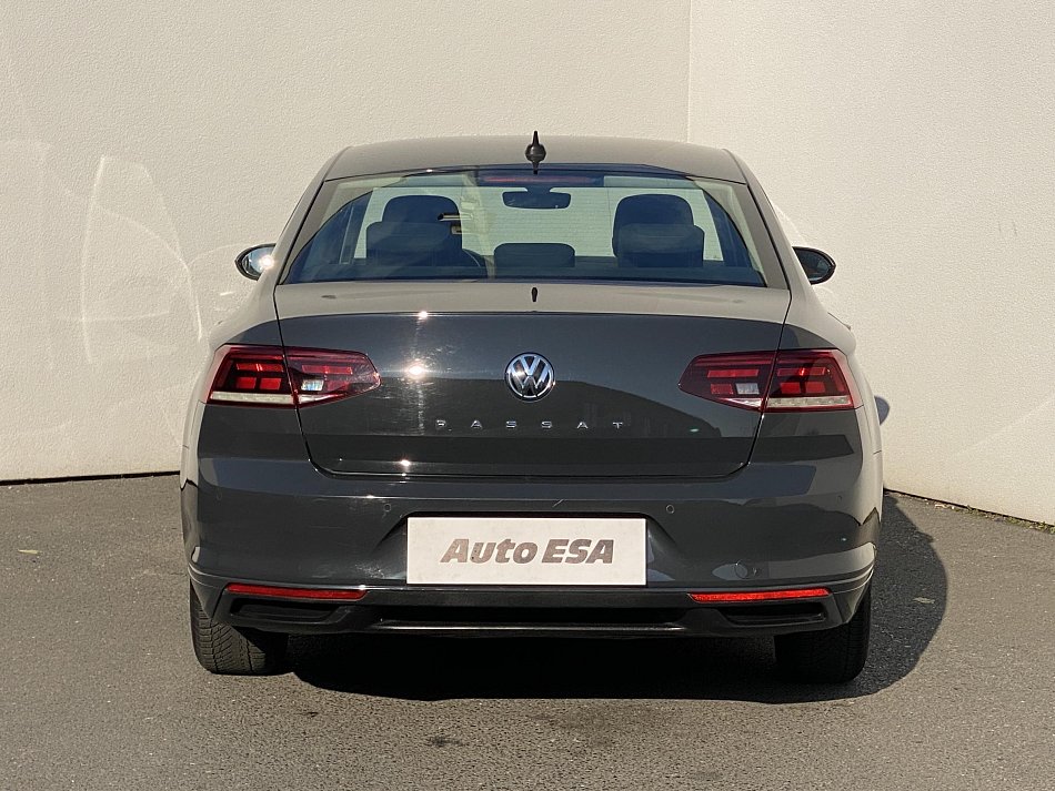 Volkswagen Passat 1.5 TSi Business