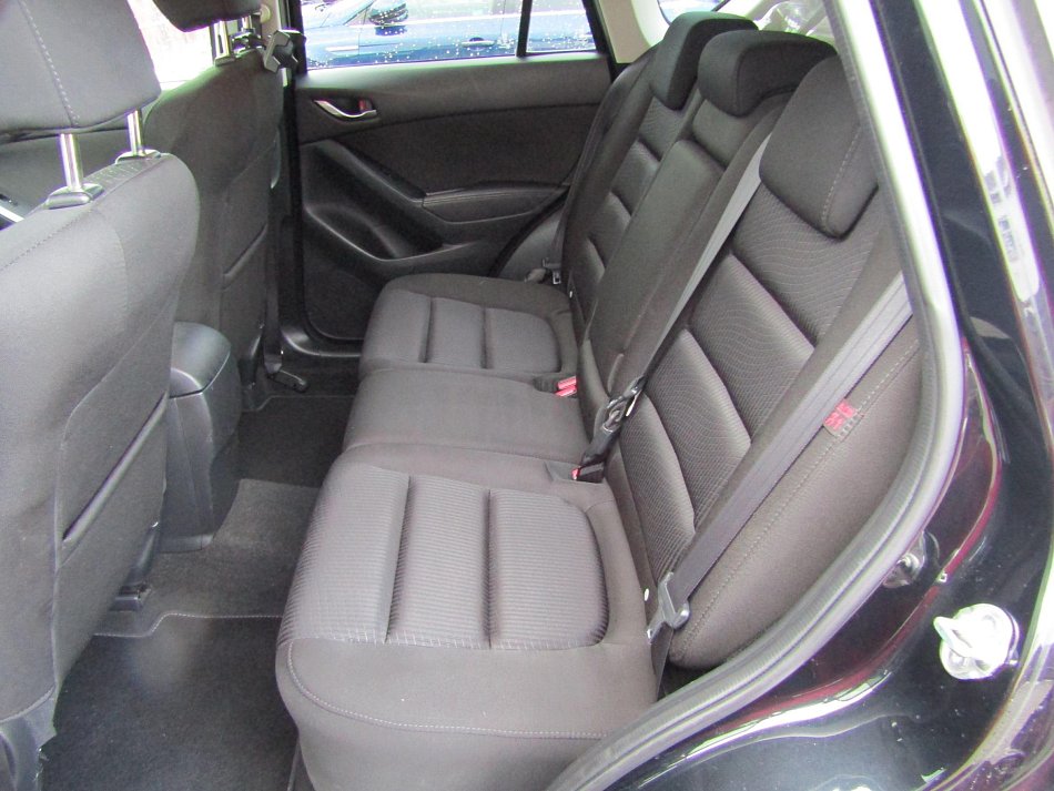 Mazda CX-5 2.0i  4x4