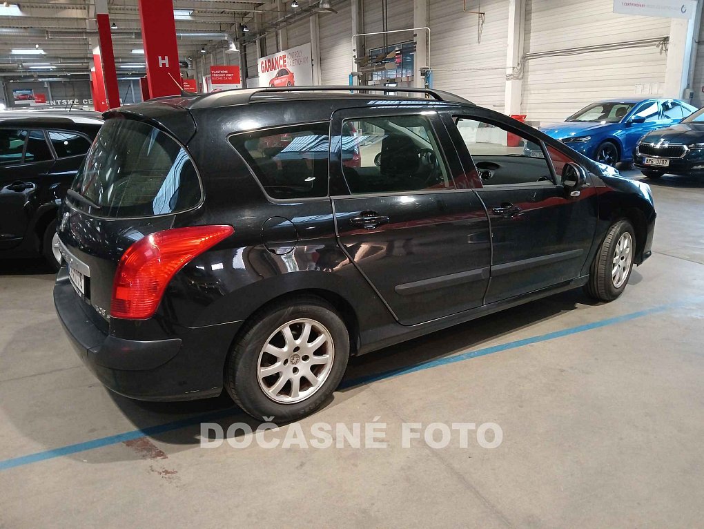 Peugeot 308 1.4i 