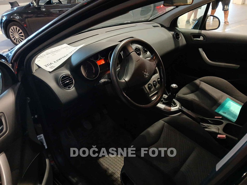 Peugeot 308 1.4i 