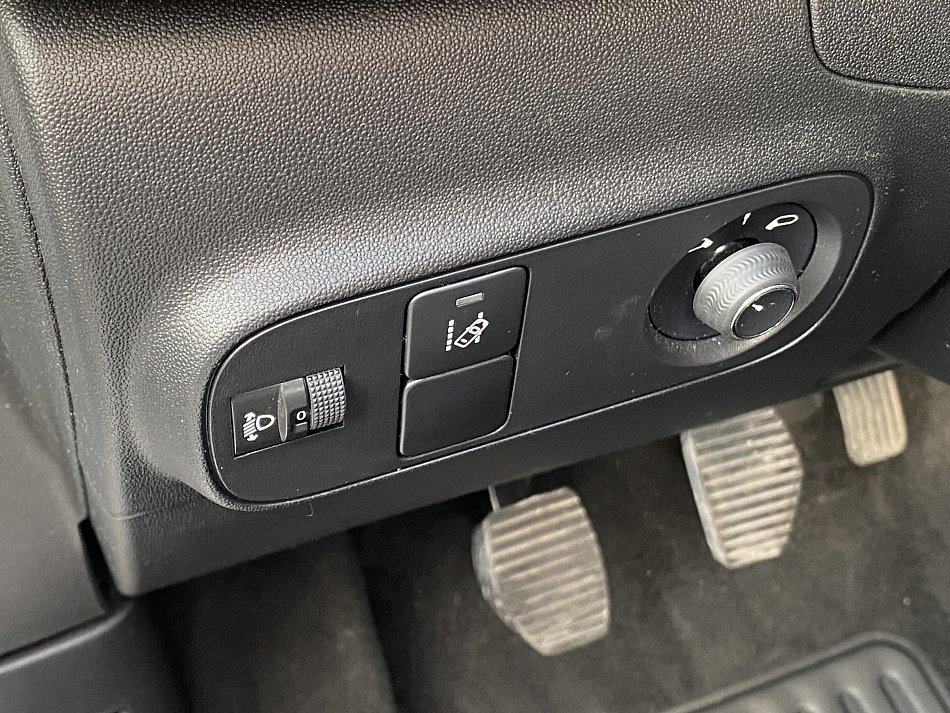 Citroën C3 1.2 e-HTP Shine