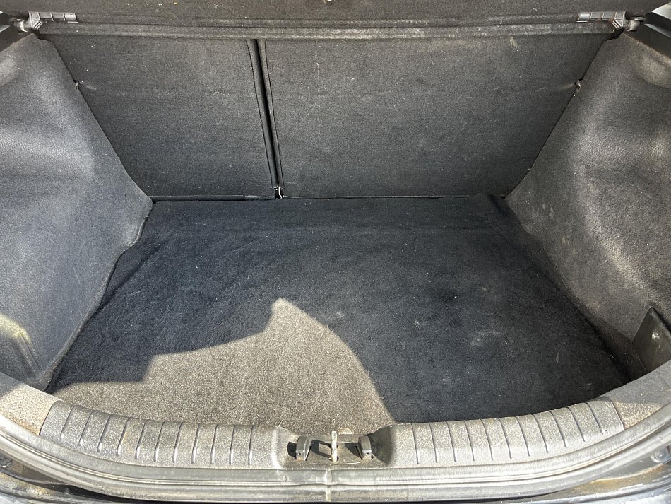 Kia Ceed 1.4 16V 