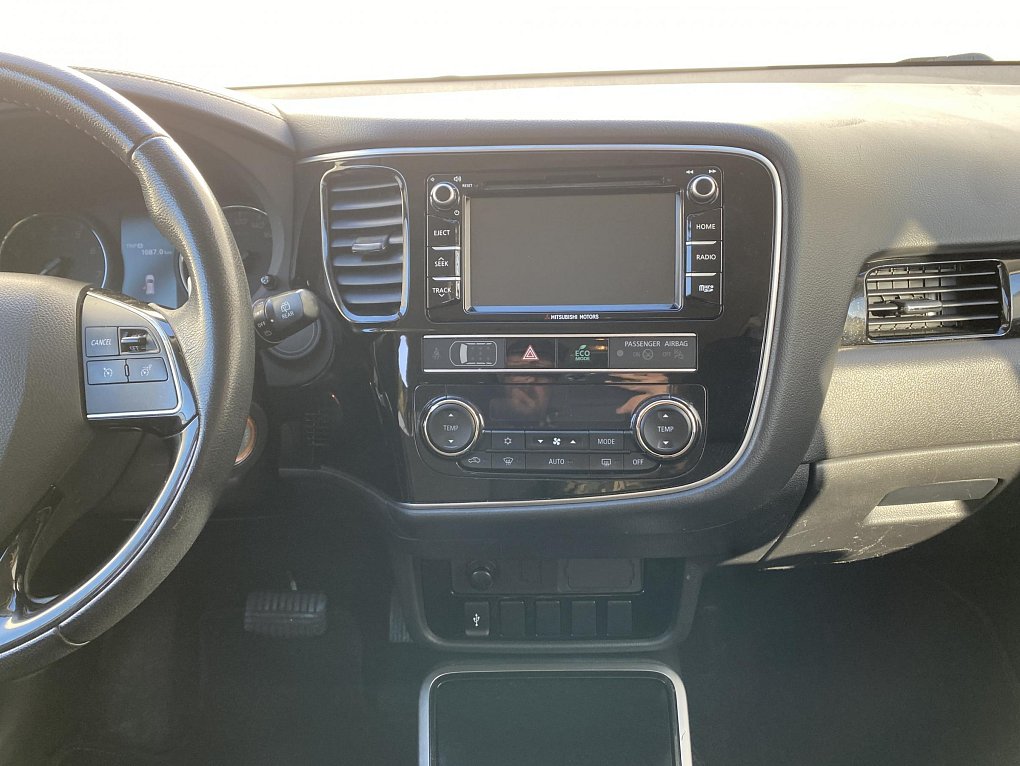 Mitsubishi Outlander 2.0MiVEC 