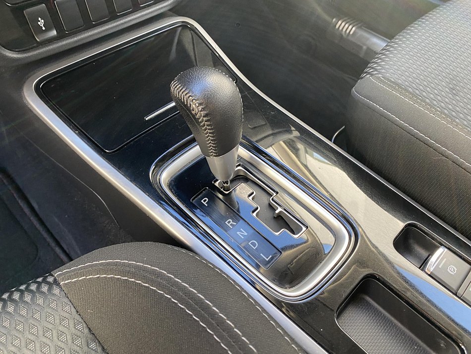 Mitsubishi Outlander 2.0MiVEC 