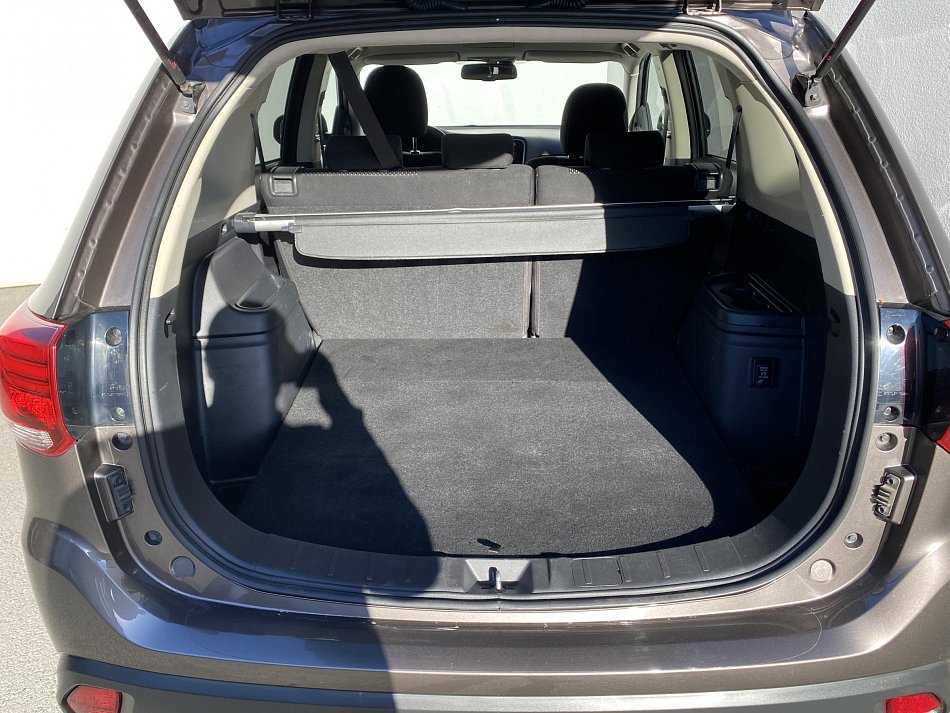 Mitsubishi Outlander 2.0MiVEC 