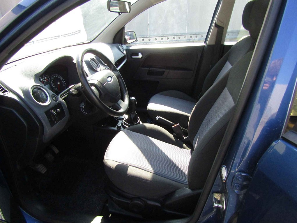 Ford Fusion 1.4 i 