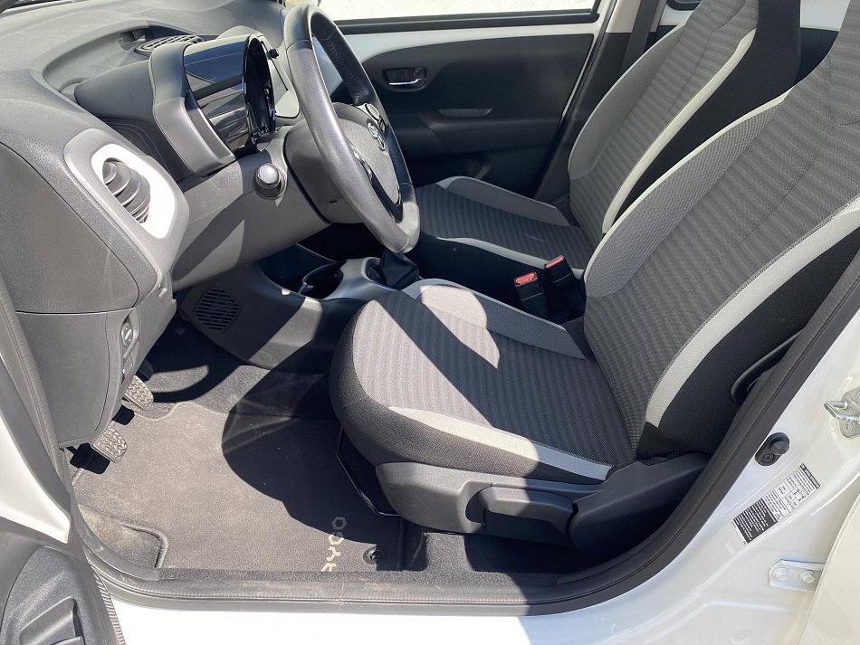 Toyota Aygo 1.0i X-play