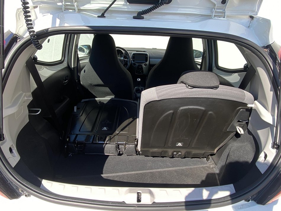 Toyota Aygo 1.0i X-play
