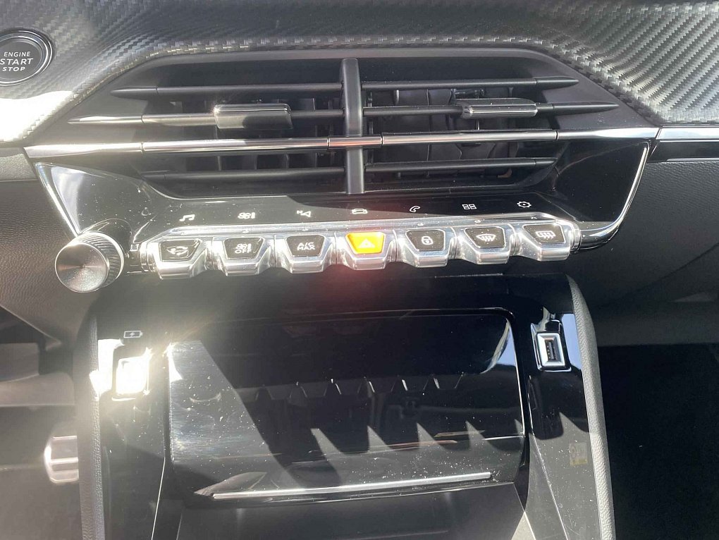 Peugeot 2008 1.2 PT GT