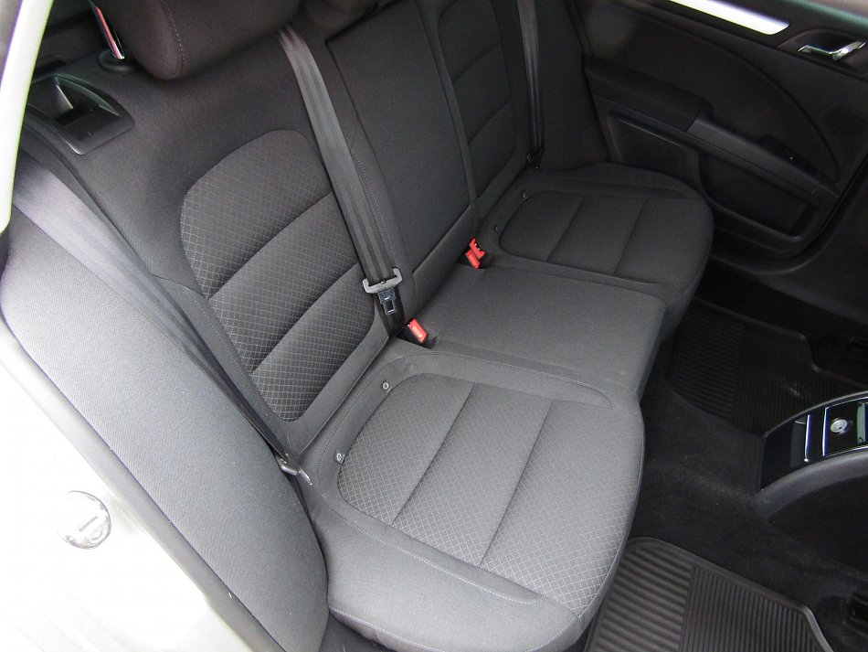Škoda Superb II 2.0TDi Ambition