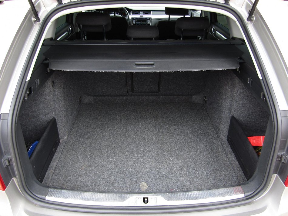 Škoda Superb II 2.0TDi Ambition