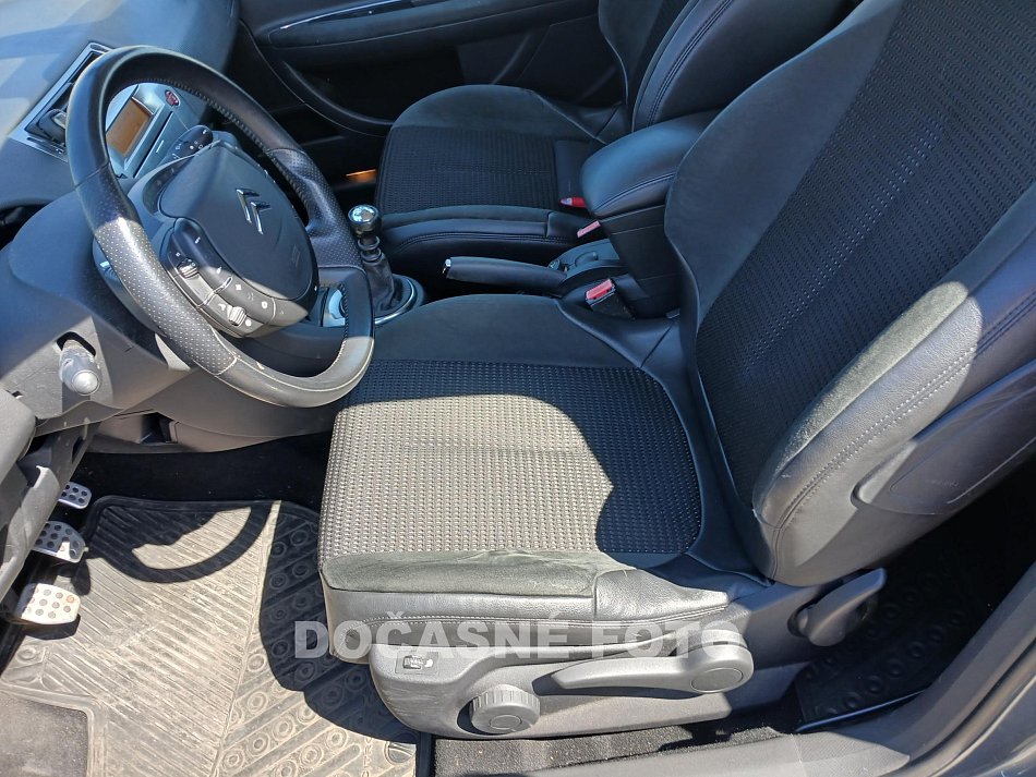 Citroën C4 1.6i 