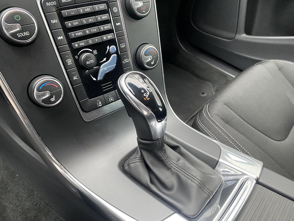 Volvo V60 2.0D Cross Country