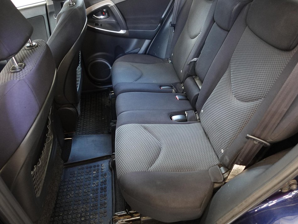 Toyota RAV4 2.0D  4x4