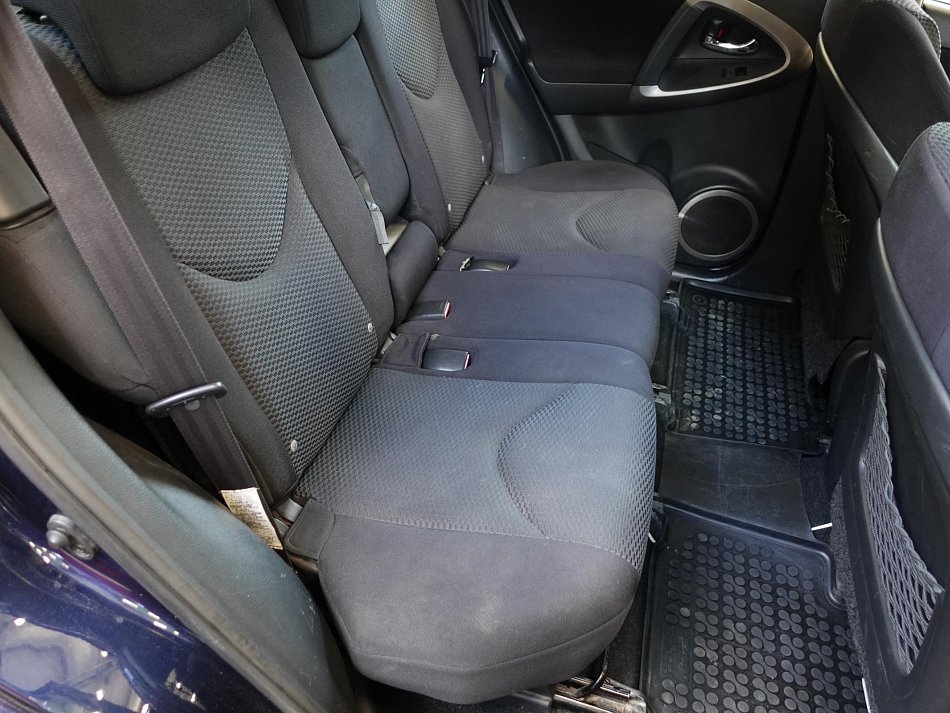 Toyota RAV4 2.0D  4x4